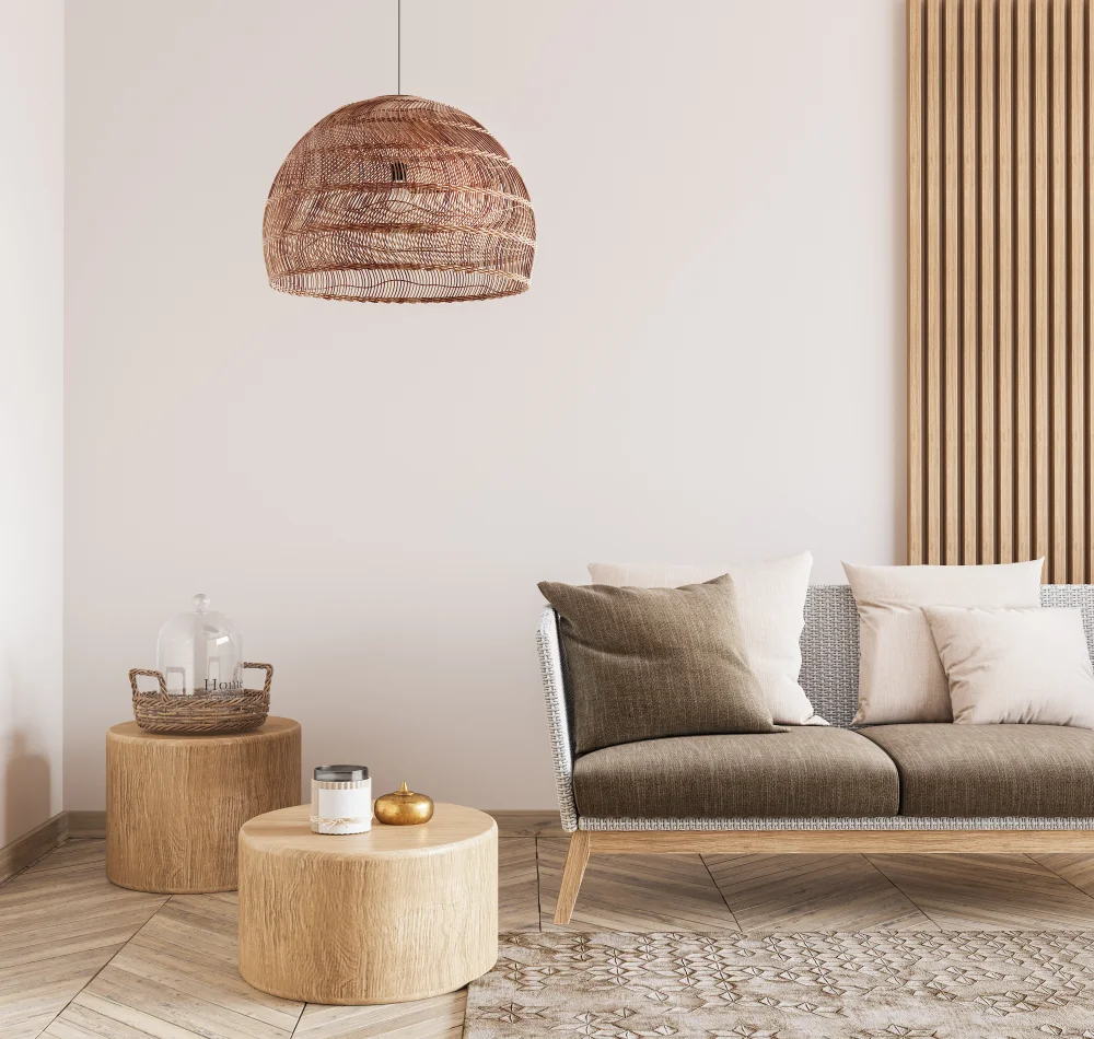 Salón luminoso con diseño de interiorismo en Madrid en tonos neutros y ambiente acogedor